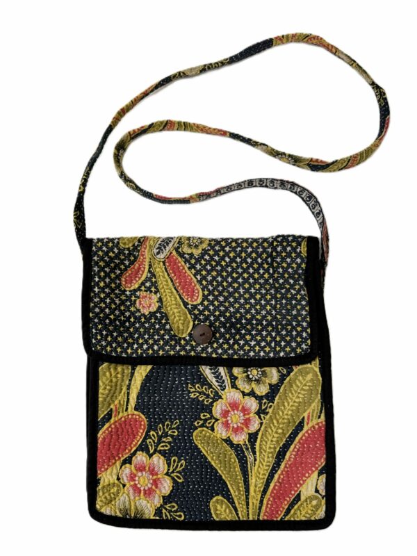 small shoulder bag
