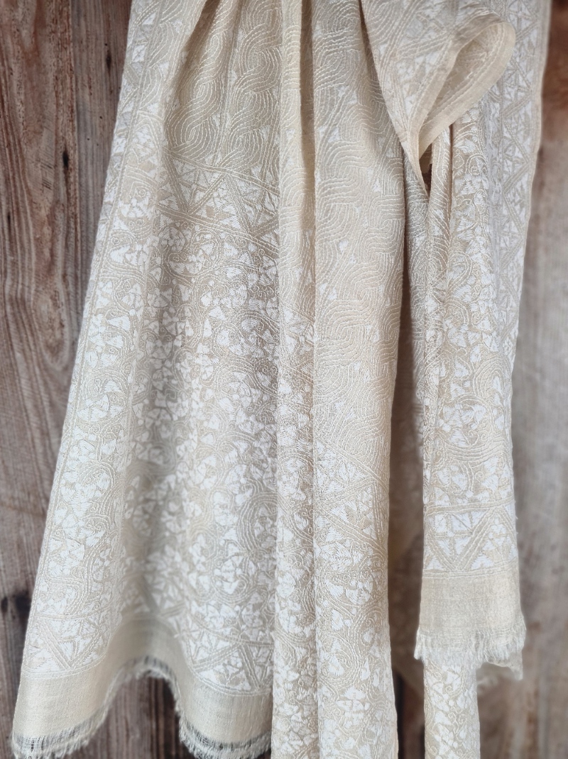 Nakshi Kantha Silk Shawl - Image 3