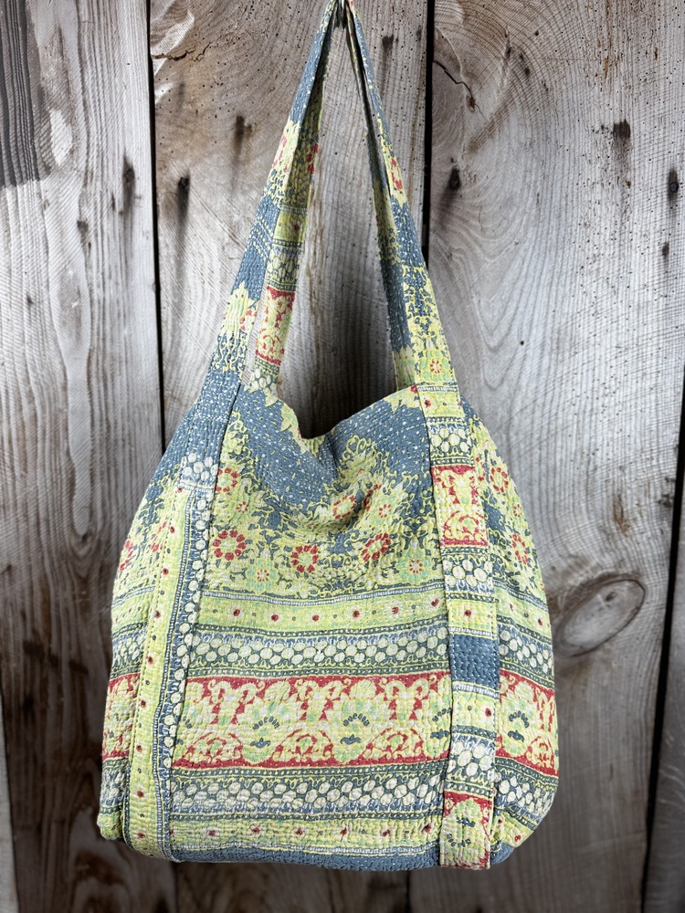 Colourful cotton kantha bags, pockets and purses, great for organising the smaller things in life. Made from recycled kantha quilts for the perfect accessory.