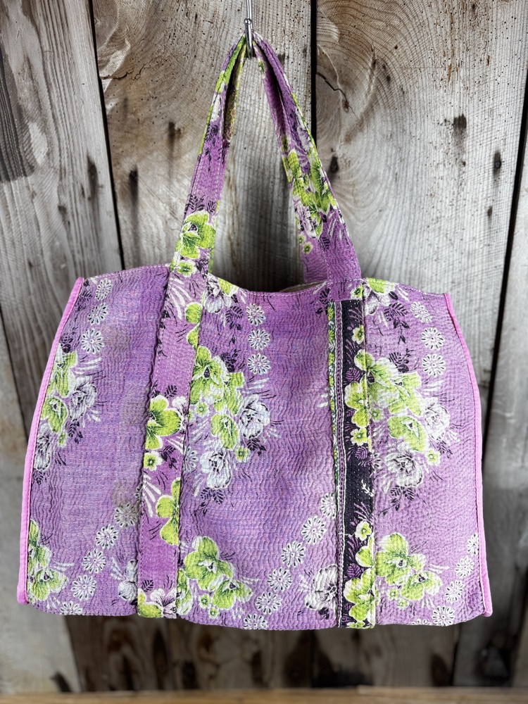 Colourful cotton kantha bags, pockets and purses, great for organising the smaller things in life. Made from recycled kantha quilts for the perfect accessory.