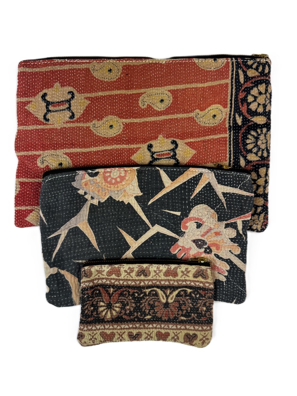 Colourful cotton kantha bags, pockets and purses, great for organising the smaller things in life. Made from recycled kantha quilts for the perfect accessory.