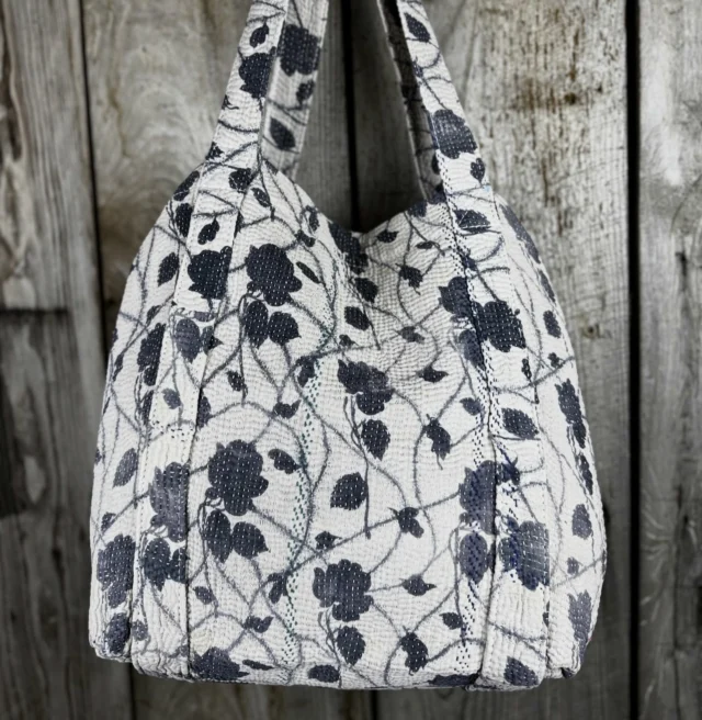 We’ve just added a limited number of Kantha tote bags, this is one of my favourites.